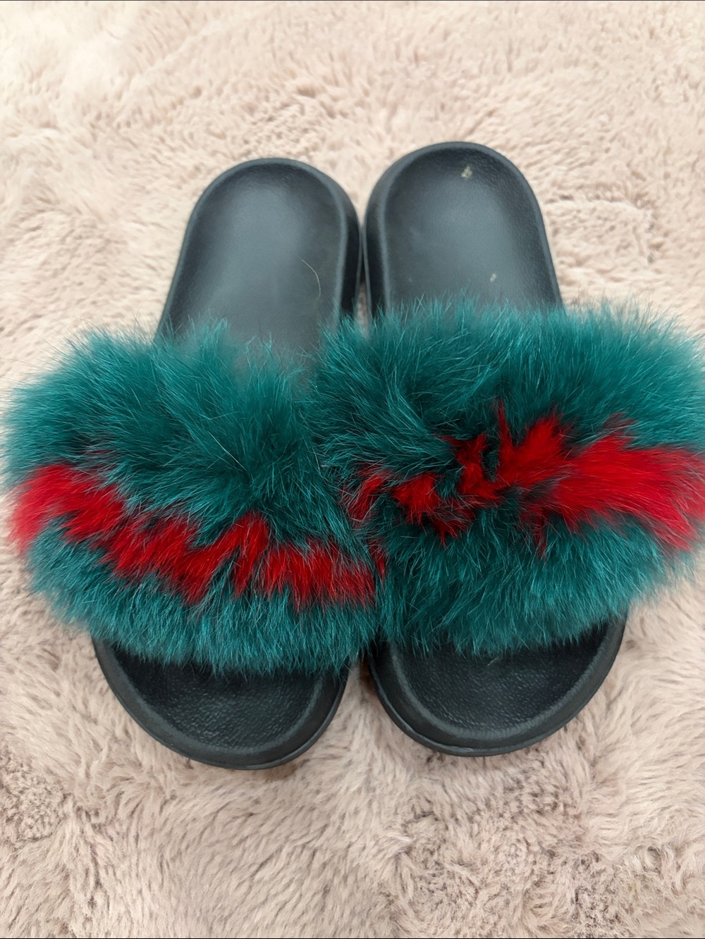 Fox Fur Slide Sandals in green and Red - Women's Fashion Slides